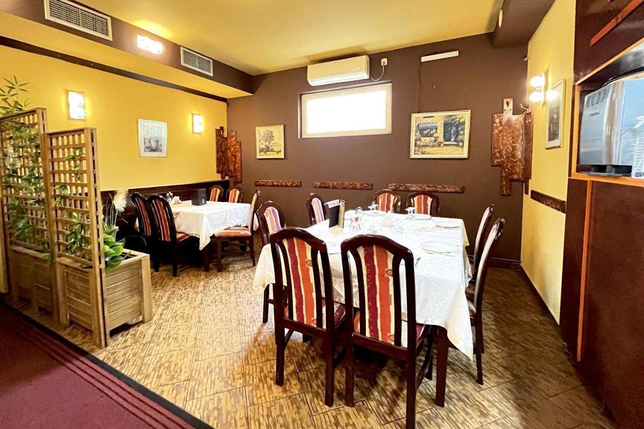 Caka Luxury Rooms & Restaurant Ćuprija Exteriör bild