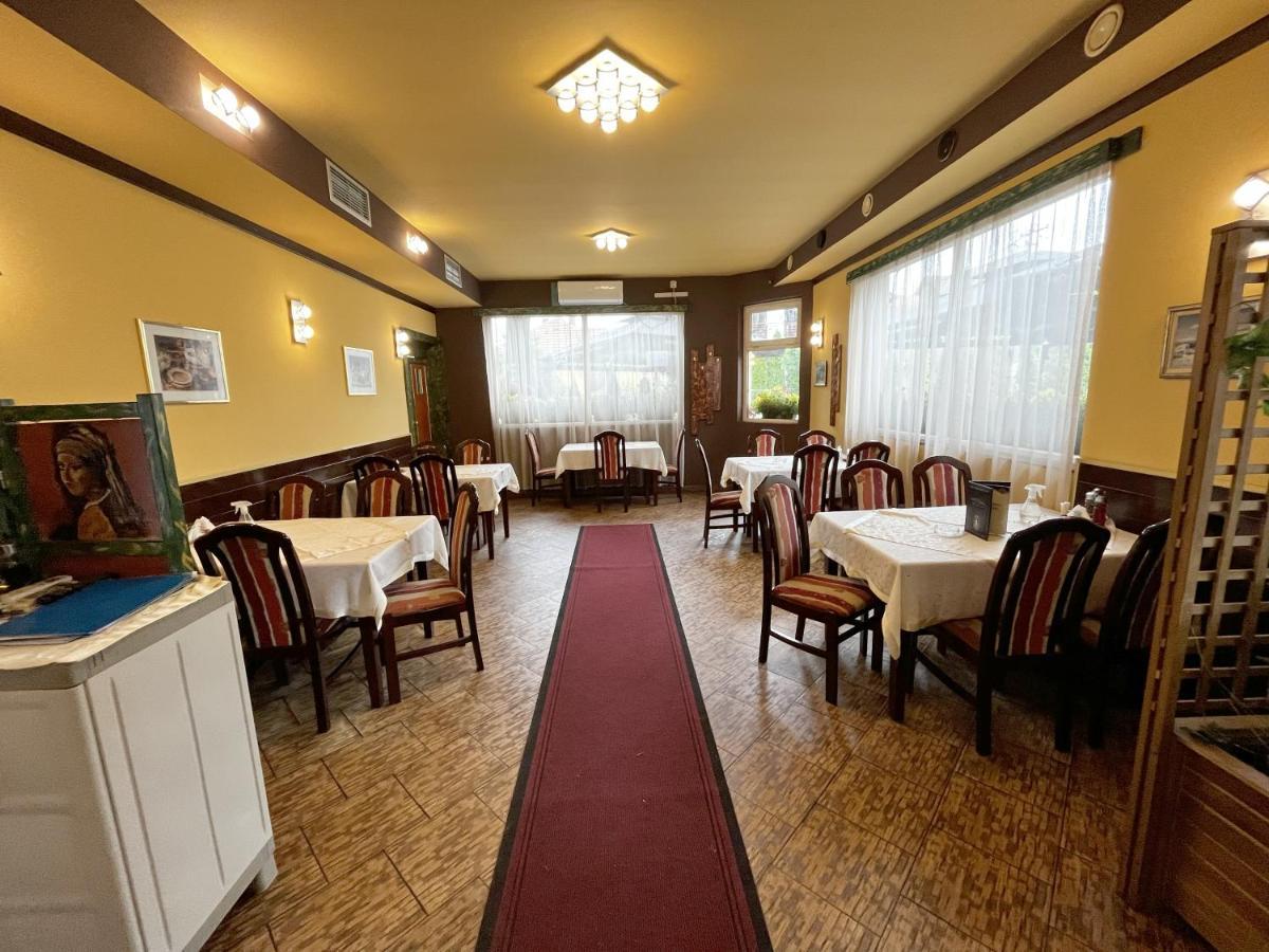 Caka Luxury Rooms & Restaurant Ćuprija Exteriör bild